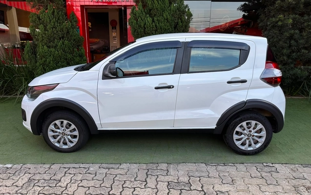 imagem-https://www.socarrao.com.br/sc-vehicle-images-prod/3476041/1787856258605-e516711f-3391-415e-8ff1-fd0da967a029.jpg