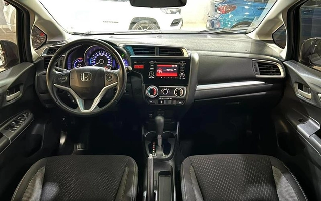 imagem-https://www.socarrao.com.br/sc-vehicle-images-prod/3476047/1787856300915-8409652_1_B_b311070c89.jpeg