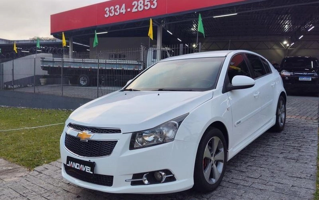 imagem-https://www.socarrao.com.br/sc-vehicle-images-prod/3476059/1787857410635-8422245_9_B_d43cf653ea.jpeg