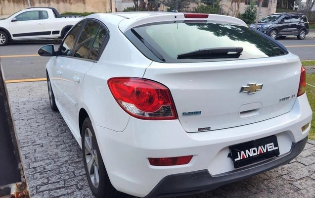 imagem-https://www.socarrao.com.br/sc-vehicle-images-prod/3476059/1787857410640-8422245_5_B_75b257cdab.jpeg