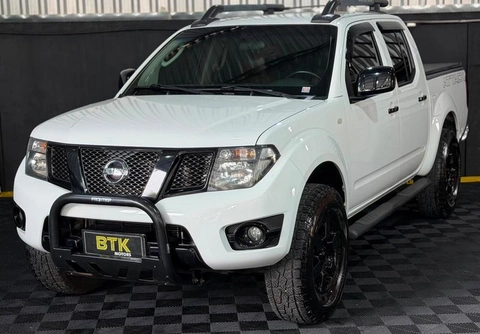 Nissan Frontier 2016 Branco — foto 1 de 3