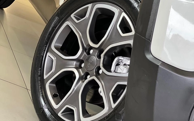 imagem-https://www.socarrao.com.br/sc-vehicle-images-prod/3476091/1787950249815-gb-596d359.jpeg