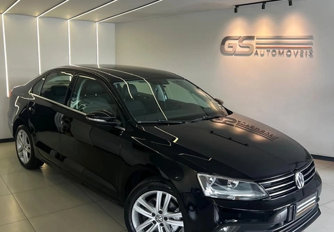 Volkswagen Jetta 2016 Preto — foto 1 de 3