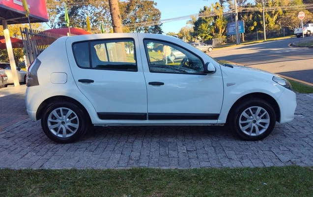 imagem-https://www.socarrao.com.br/sc-vehicle-images-prod/3476225/1788469202786-8370296_3_B_562d90b998.jpeg