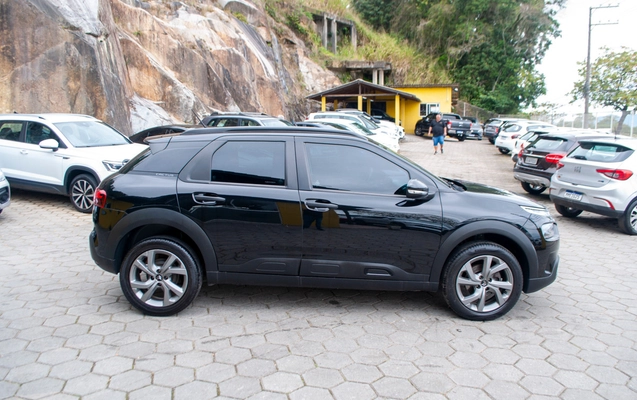 imagem-https://www.socarrao.com.br/sc-vehicle-images-prod/3476238/1787856789988-06edbc30cb614573844501c2ec61edc4_1787851634576.jpg