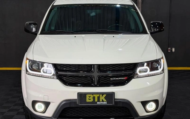 imagem-https://www.socarrao.com.br/sc-vehicle-images-prod/3476252/1787856904065-8423456_0_B_2fca69fff2.jpeg