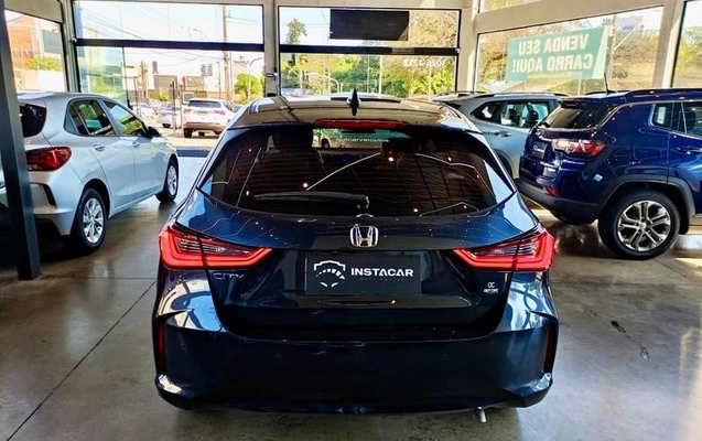imagem-https://www.socarrao.com.br/sc-vehicle-images-prod/3476264/1788958533597-8424042_3_B_b75af0349e.jpeg