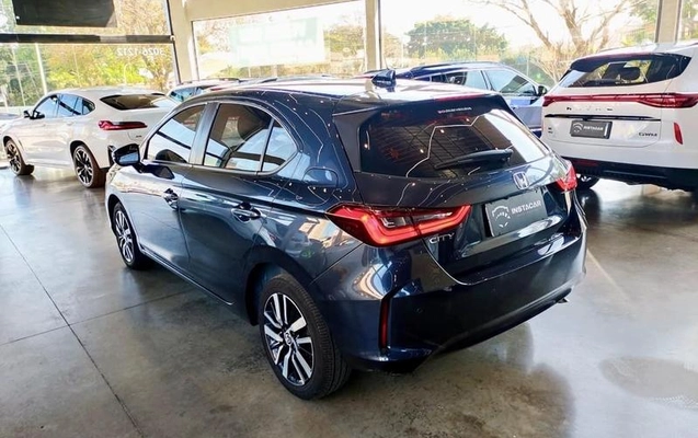 imagem-https://www.socarrao.com.br/sc-vehicle-images-prod/3476264/1788958533600-8424042_10_B_647fb06fb7.jpeg