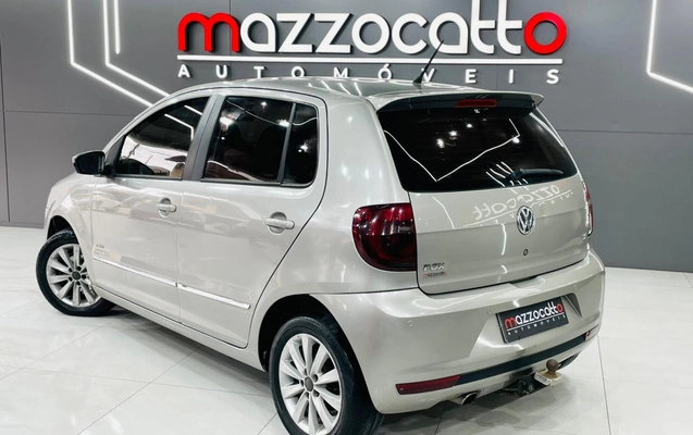 imagem-https://www.socarrao.com.br/sc-vehicle-images-prod/3476350/1787857271590-003_070e88820aa603613c60f748640e9e6b.jpeg