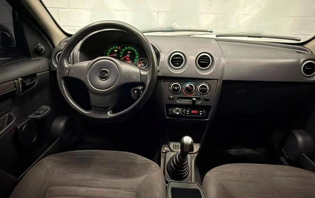 imagem-https://www.socarrao.com.br/sc-vehicle-images-prod/3476355/1787857277120-8419248_13_B_2689e2adf1.jpeg
