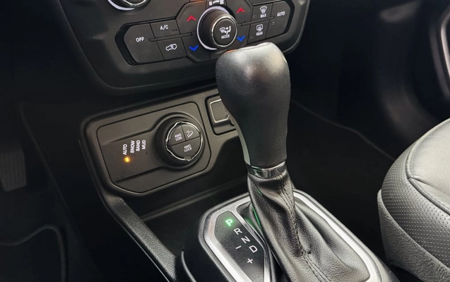 imagem-https://www.socarrao.com.br/sc-vehicle-images-prod/3476579/1789491119790-vehicle_image_1787851561_cf77742add3b12cb7ad9ba1c81c44926.jpeg