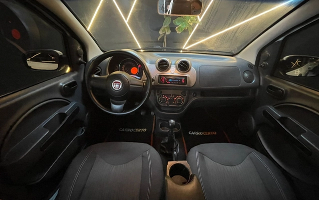 imagem-https://www.socarrao.com.br/sc-vehicle-images-prod/3476581/1787857783857-z00zbZOm49hSqWWByNxusVJZNAya2osa.jpg