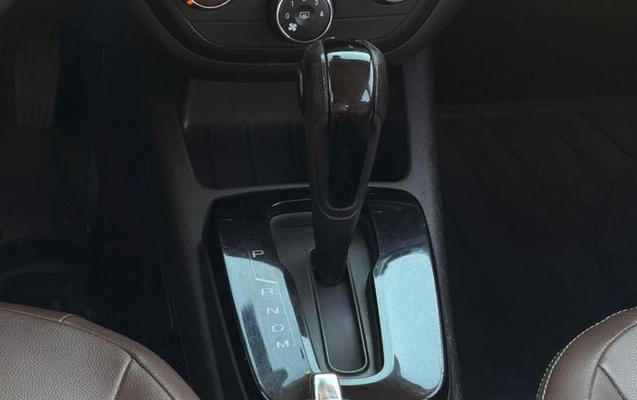 imagem-https://www.socarrao.com.br/sc-vehicle-images-prod/3476617/1789672013867-8126489_0_B_18cc136e3b.jpeg