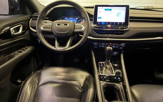 imagem-https://www.socarrao.com.br/sc-vehicle-images-prod/3476956/1787858630477-8419136_7_B_8c5ad66c4e.jpeg