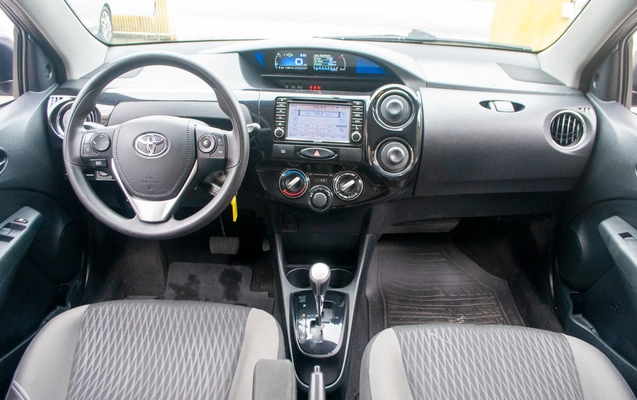 imagem-https://www.socarrao.com.br/sc-vehicle-images-prod/3476961/1787858632300-abecfeaae9b44354b5102c3ff25ab2e1_1787853572035.jpg