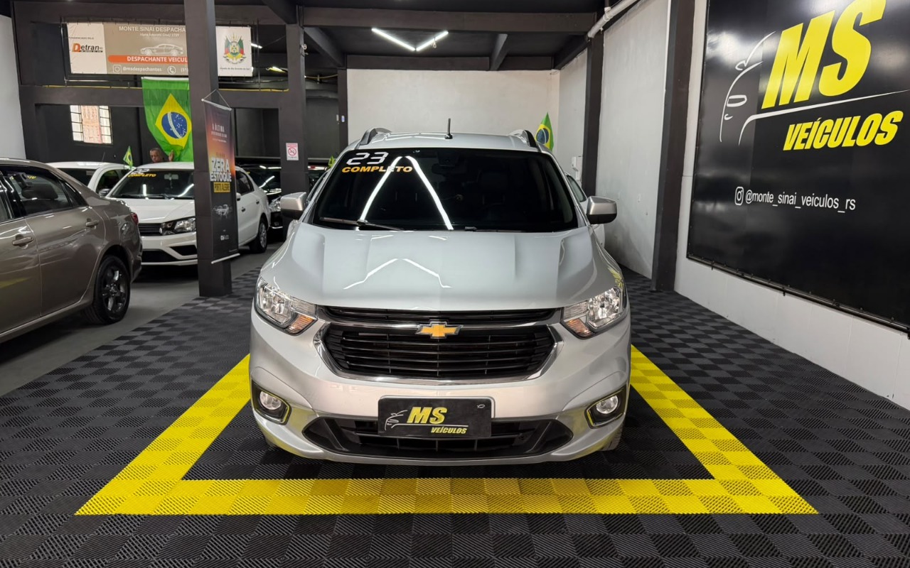 Chevrolet Spin 2023 Prata — foto 1 de 3