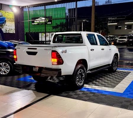 imagem-https://www.socarrao.com.br/sc-vehicle-images-prod/3476971/1789128647216-8387887_9_B_5462f22b0a.jpeg