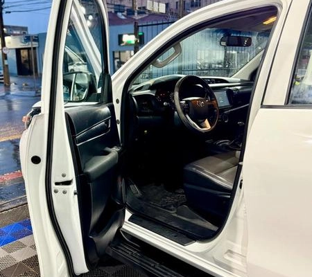 imagem-https://www.socarrao.com.br/sc-vehicle-images-prod/3476971/1789128647218-8387887_13_B_e3dc04c4f5.jpeg