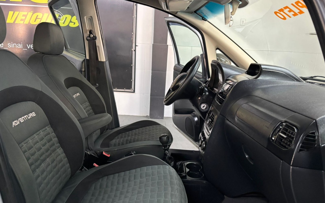 imagem-https://www.socarrao.com.br/sc-vehicle-images-prod/3476979/1787858771474-V2hhdHNBcHAgSW1hZ2UgMjAyNi0wMy0wNiBhdCAxMi41Mi41My5qcGVn.jpeg