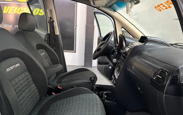 imagem-https://www.socarrao.com.br/sc-vehicle-images-prod/3476979/1787858771474-V2hhdHNBcHAgSW1hZ2UgMjAyNi0wMy0wNiBhdCAxMi41Mi41My5qcGVn.jpeg