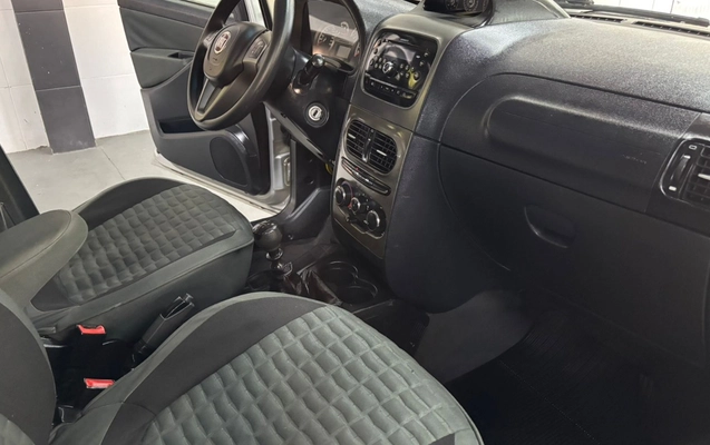 imagem-https://www.socarrao.com.br/sc-vehicle-images-prod/3476979/1787858771571-V2hhdHNBcHAgSW1hZ2UgMjAyNi0wMy0wNiBhdCAxMi41Mi41MyAoMSkuanBlZw.jpeg