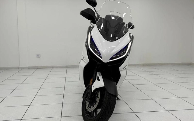 imagem-https://www.socarrao.com.br/sc-vehicle-images-prod/3476990/1787858989311-8424248_9_B_671cef1967.jpeg