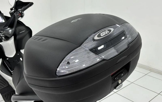 imagem-https://www.socarrao.com.br/sc-vehicle-images-prod/3476990/1787858989340-8424248_10_B_cd897e6b7e.jpeg