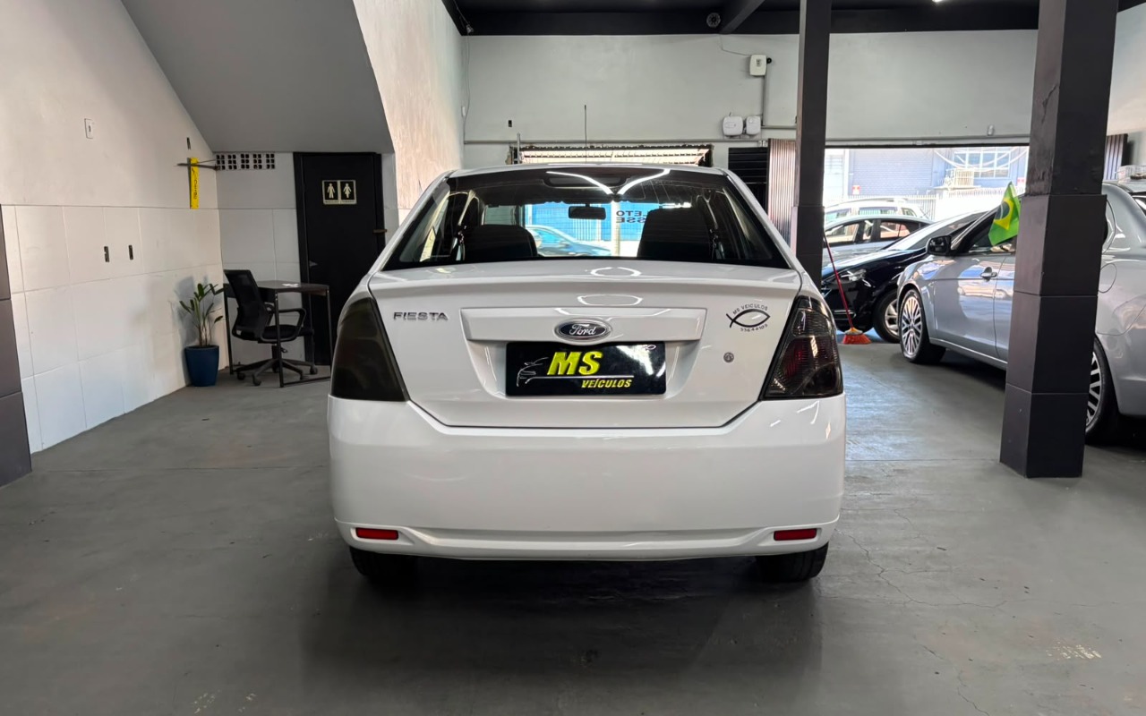 imagem-https://www.socarrao.com.br/sc-vehicle-images-prod/3477033/1787859000387-V2hhdHNBcHAgSW1hZ2UgMjAyNi0wOC0yNCBhdCAwOC41Ny40Mi5qcGVn.jpeg