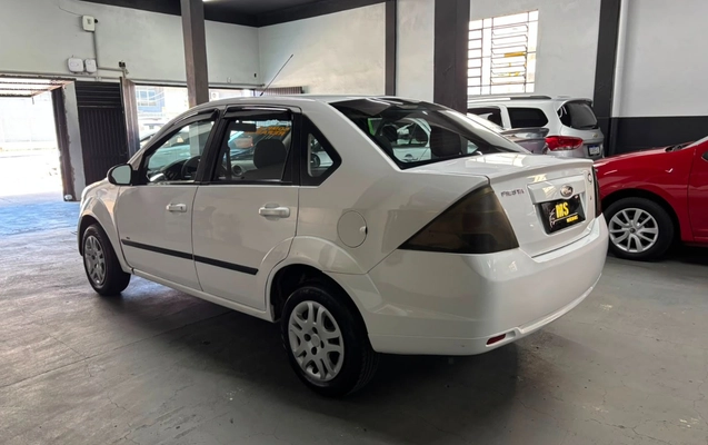 imagem-https://www.socarrao.com.br/sc-vehicle-images-prod/3477033/1787859000464-V2hhdHNBcHAgSW1hZ2UgMjAyNi0wOC0yNCBhdCAwOC41Ny40MyAoMSkuanBlZw.jpeg