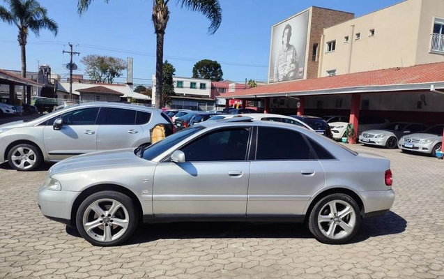 imagem-https://www.socarrao.com.br/sc-vehicle-images-prod/3477127/1788286627829-8421848_18_B_73e00ff192.jpeg
