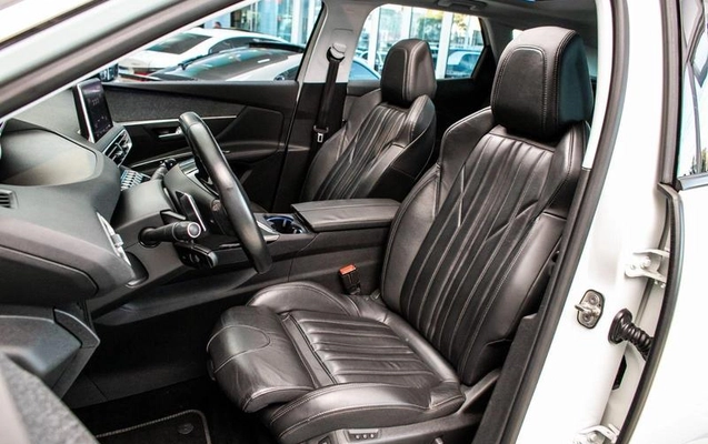 imagem-https://www.socarrao.com.br/sc-vehicle-images-prod/3477135/1789044665223-8410657_14_B_0370f80cc3.jpeg
