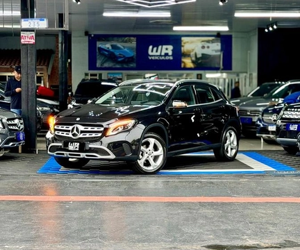 Mercedes-Benz GLA 200 2018 Preto — foto 1 de 3