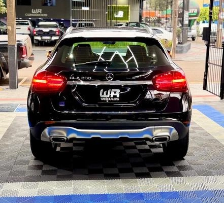 imagem-https://www.socarrao.com.br/sc-vehicle-images-prod/3477145/1787859374499-8361134_8_B_b5d7cbd785.jpeg