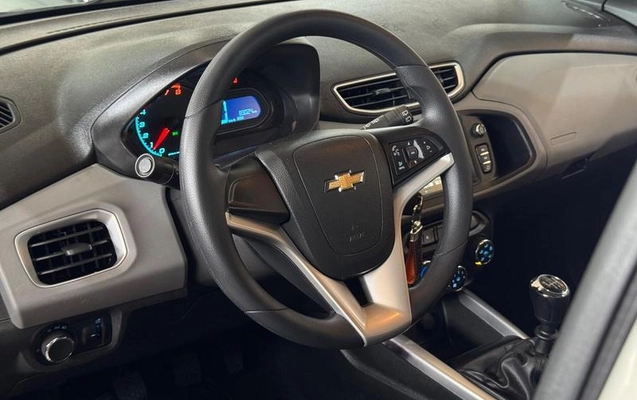 imagem-https://www.socarrao.com.br/sc-vehicle-images-prod/3477173/1789309114990-8413976_16_B_ebb33abf98.jpeg