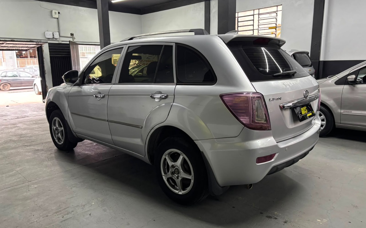 imagem-https://www.socarrao.com.br/sc-vehicle-images-prod/3477430/1787859894179-V2hhdHNBcHAgSW1hZ2UgMjAyNi0wOC0xNCBhdCAxNi4zMS4zNC5qcGVn.jpeg
