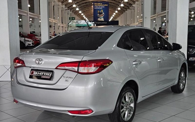 imagem-https://www.socarrao.com.br/sc-vehicle-images-prod/3477453/1789239173589-8424426_26_B_3373523af9.jpeg