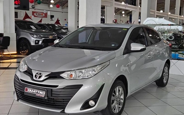 imagem-https://www.socarrao.com.br/sc-vehicle-images-prod/3477453/1789239173607-8424426_3_B_60dd9a0bf9.jpeg