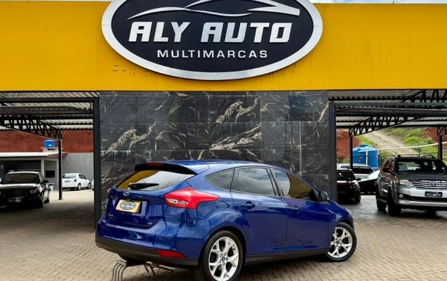 imagem-https://www.socarrao.com.br/sc-vehicle-images-prod/3477550/1789820931045-gb-7c00f08.jpg