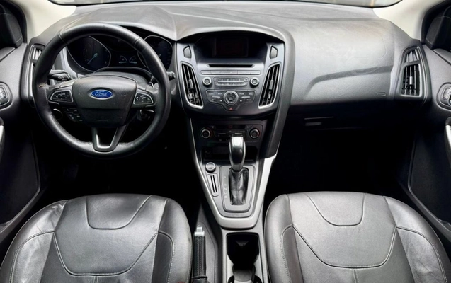 imagem-https://www.socarrao.com.br/sc-vehicle-images-prod/3477550/1789820931047-gb-8ec45bb.jpg