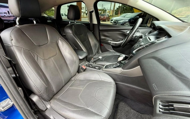 imagem-https://www.socarrao.com.br/sc-vehicle-images-prod/3477550/1789820931048-gb-6b9c3a7.jpg