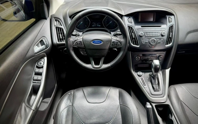 imagem-https://www.socarrao.com.br/sc-vehicle-images-prod/3477550/1789820931048-gb-e284716.jpg
