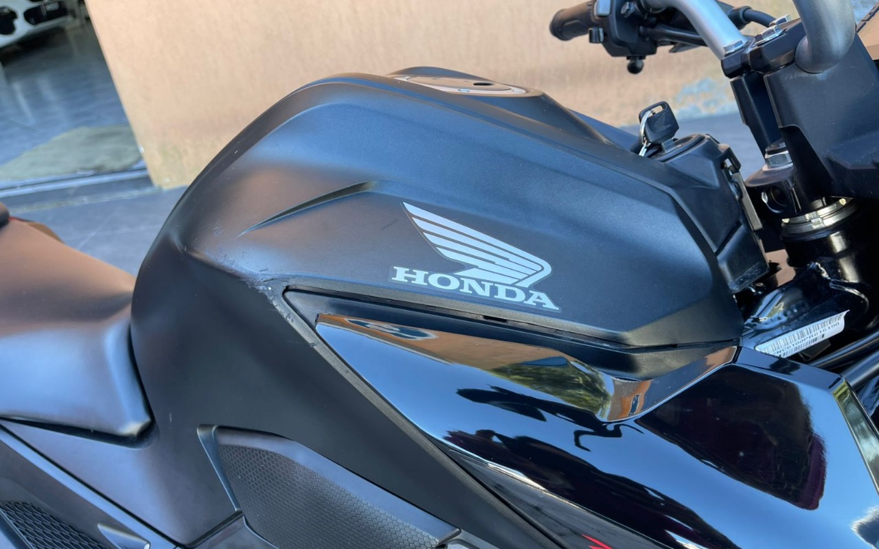 imagem-https://www.socarrao.com.br/sc-vehicle-images-prod/3477611/1787860760012-V2hhdHNBcHAgSW1hZ2UgMjAyNi0wNS0xMiBhdCAxNC40MS41NCAoMSkuanBlZw.jpeg
