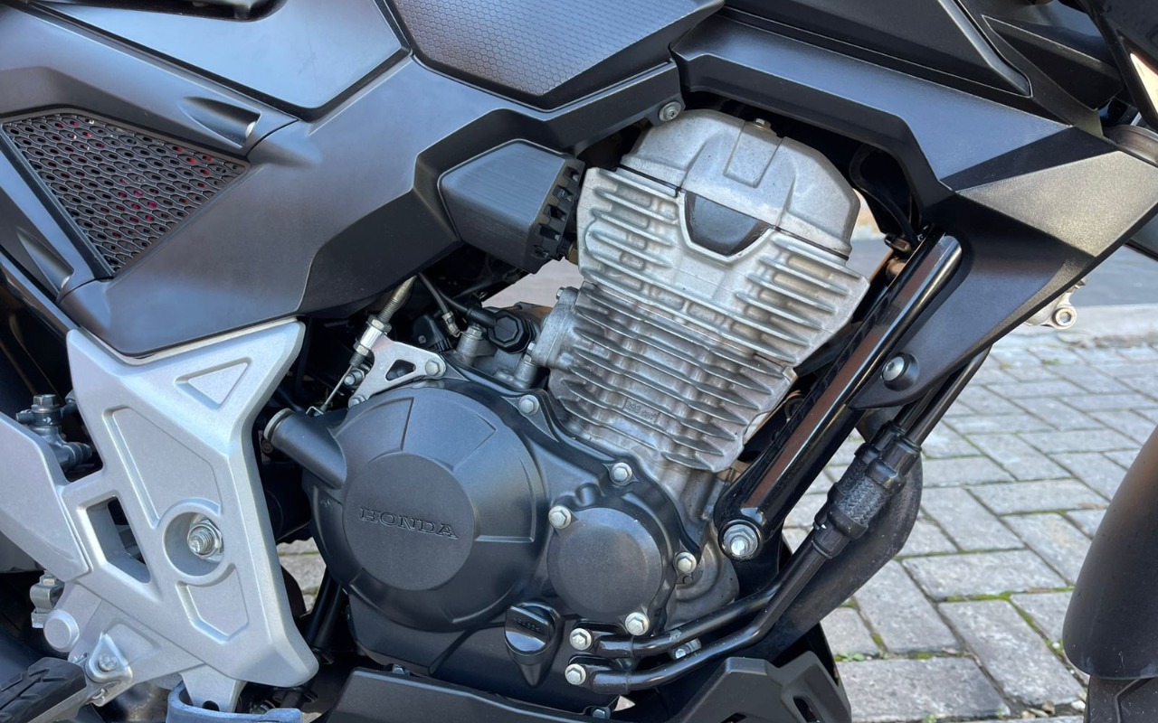 imagem-https://www.socarrao.com.br/sc-vehicle-images-prod/3477611/1787860760063-V2hhdHNBcHAgSW1hZ2UgMjAyNi0wNS0xMiBhdCAxNC40MS41NC5qcGVn.jpeg