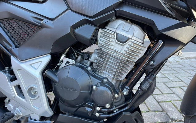 imagem-https://www.socarrao.com.br/sc-vehicle-images-prod/3477611/1787860760063-V2hhdHNBcHAgSW1hZ2UgMjAyNi0wNS0xMiBhdCAxNC40MS41NC5qcGVn.jpeg