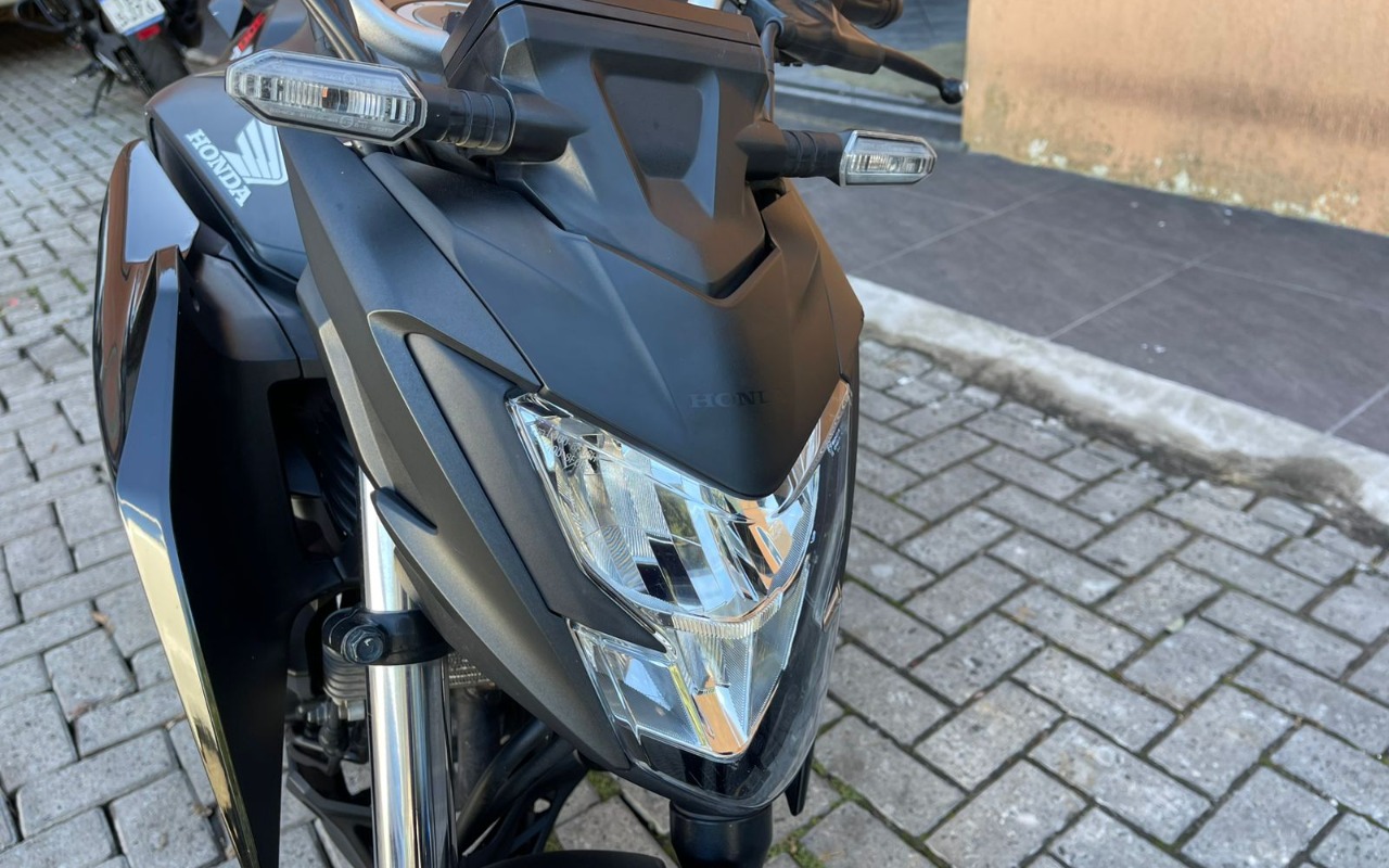 imagem-https://www.socarrao.com.br/sc-vehicle-images-prod/3477611/1787860760126-V2hhdHNBcHAgSW1hZ2UgMjAyNi0wNS0xMiBhdCAxNC40MS41NSAoMSkuanBlZw.jpeg