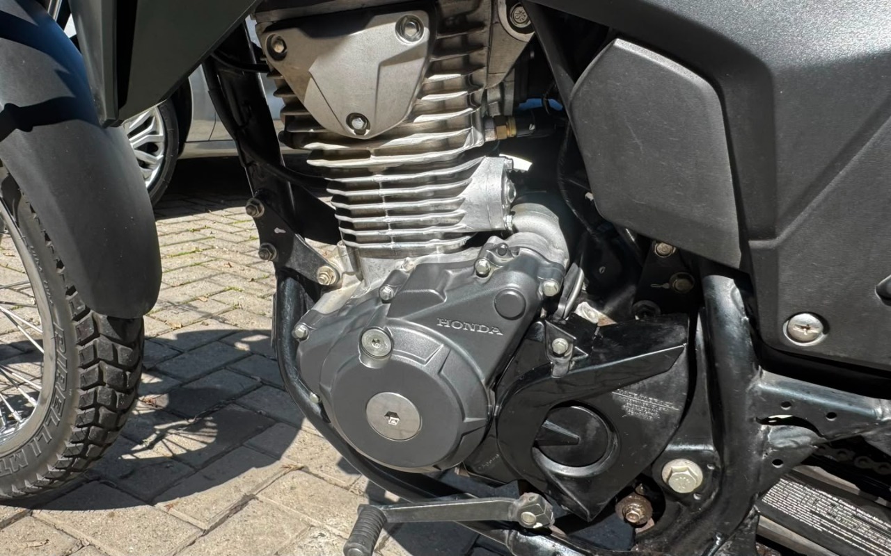 imagem-https://www.socarrao.com.br/sc-vehicle-images-prod/3477671/1787860837035-V2hhdHNBcHAgSW1hZ2UgMjAyNi0wNy0yOCBhdCAxMi41NS4wMiAoMSkuanBlZw.jpeg