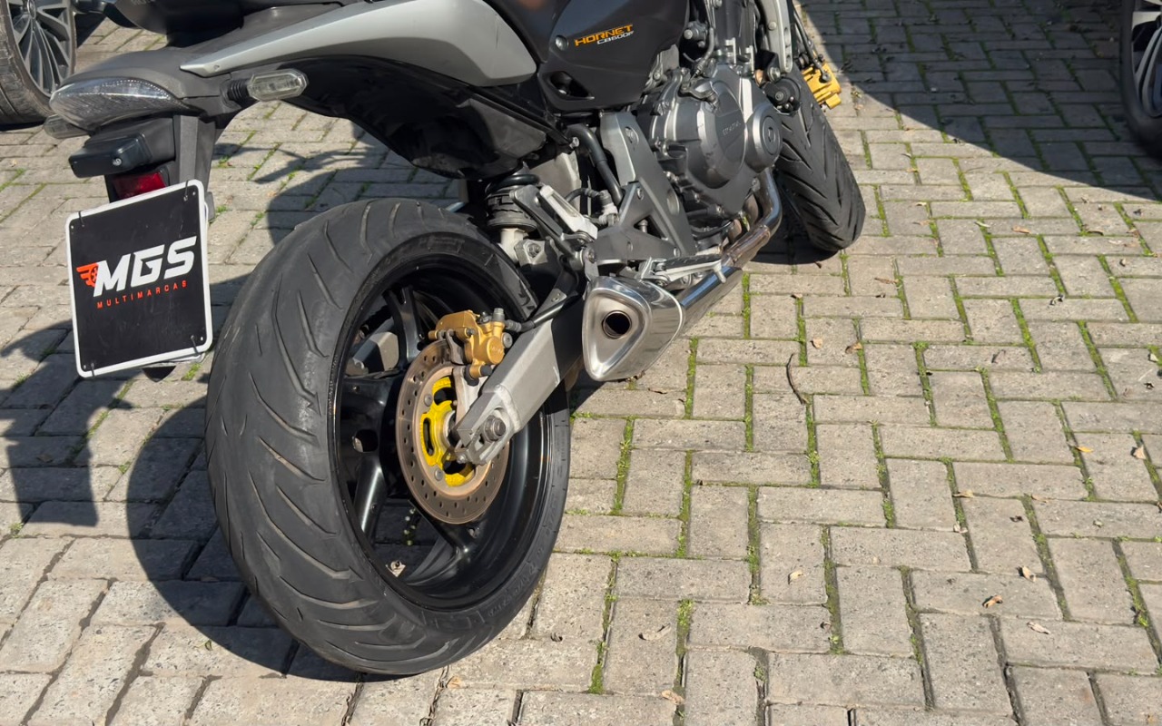 imagem-https://www.socarrao.com.br/sc-vehicle-images-prod/3477749/1787860983159-V2hhdHNBcHAgSW1hZ2UgMjAyNi0wOC0xNyBhdCAxNC41Mi40OCAoMSkuanBlZw.jpeg