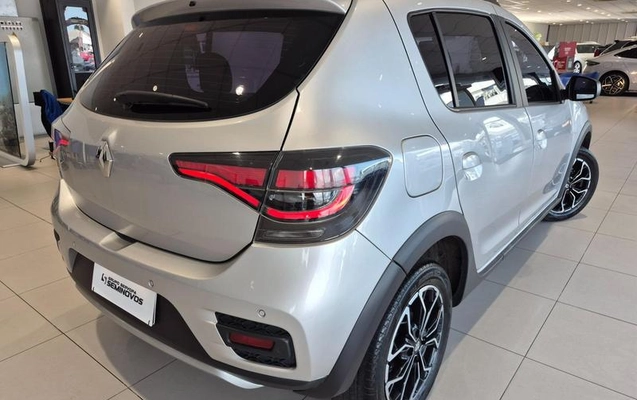 imagem-https://www.socarrao.com.br/sc-vehicle-images-prod/3477798/1788549694976-8424623_15_B_3f2d83ce97.jpeg