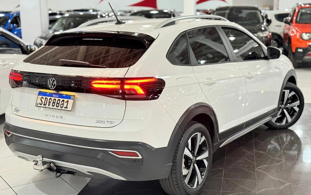 imagem-https://www.socarrao.com.br/sc-vehicle-images-prod/3477808/1787861718519-OTdmMDRjYjQtM2MwNS00Y2Y1LTg2Y2UtMGYxNDQ3MzFjZjljLmpwZWc.jpeg