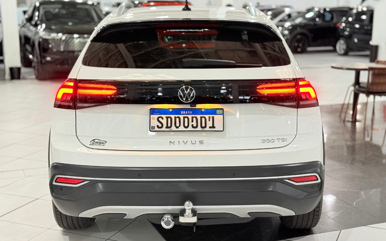 imagem-https://www.socarrao.com.br/sc-vehicle-images-prod/3477808/1787861718731-ZjQ5YjdjNjYtYWVlNi00MzU3LThhMDQtZjYxMzRiNmZkZmM4LmpwZWc.jpeg